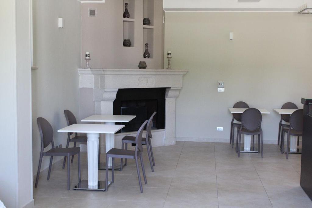 Hotel Torre Domini Giovinazzo Exterior photo